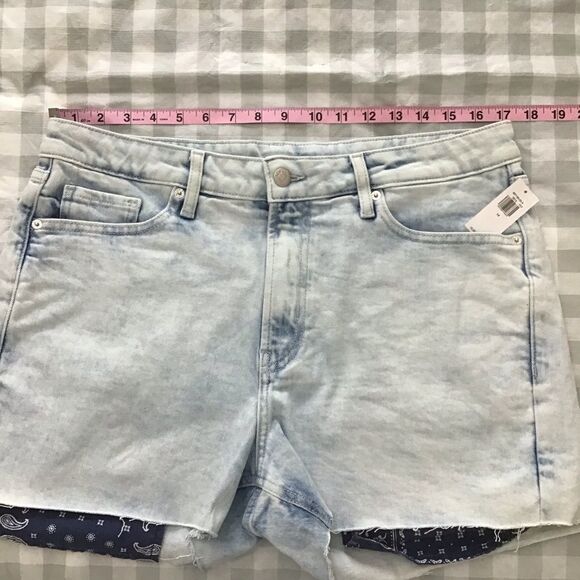 Denim jeans mini shorts Old Navy stretch high rise  waisted bleached size 14 - Picture 5 of 10